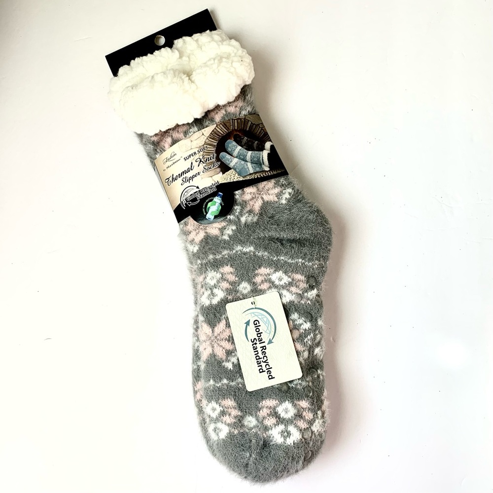 Fashion by Mirabeau Super Soft Thermal Knit Slipper Socks W/ Non-Skid Grip. New